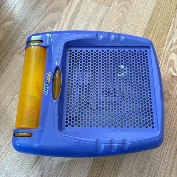 Vintage 2003 Purple Hasbro Lite Brite Flat Screen Tested Works with Pegs - Picture 2 of 3